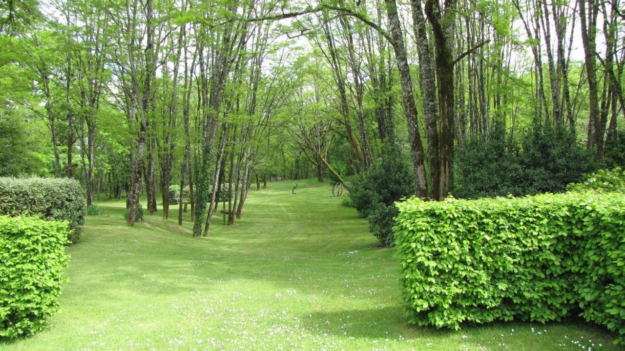 Chapdeuil La Croix Des Granges B&B 외부 사진