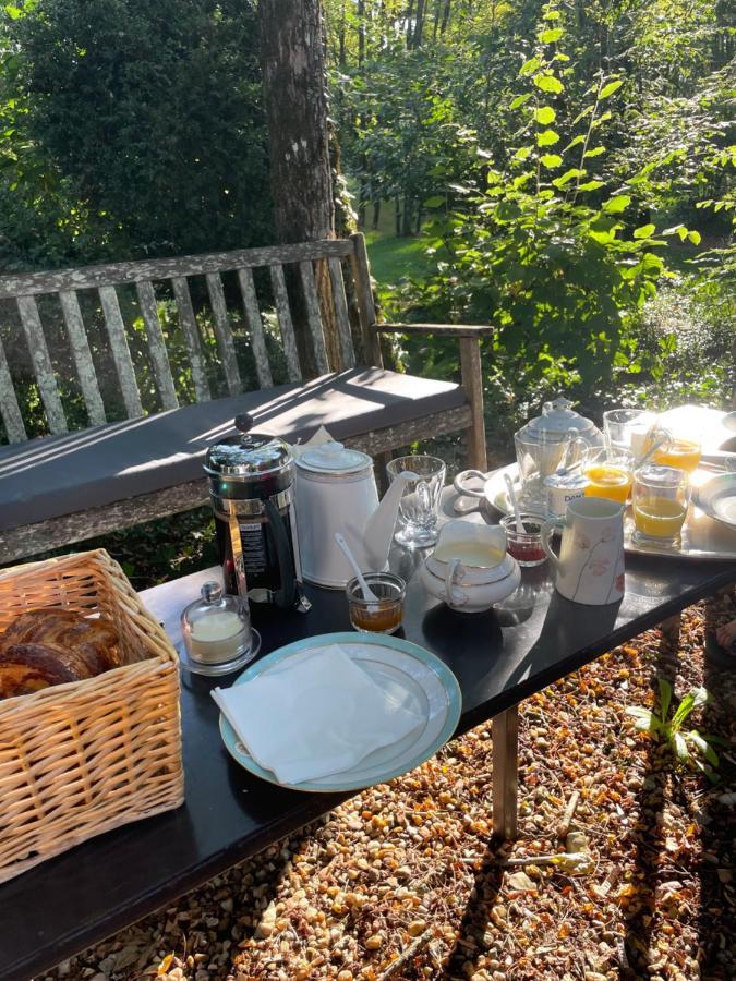 Chapdeuil La Croix Des Granges B&B 외부 사진